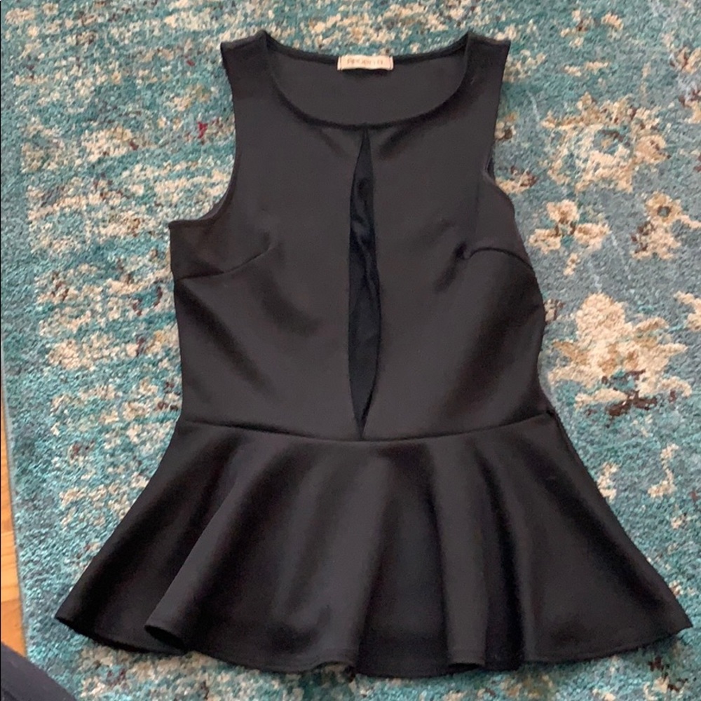 Black Arden b peplum tank